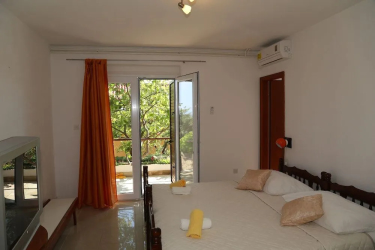 Apartments Mare
