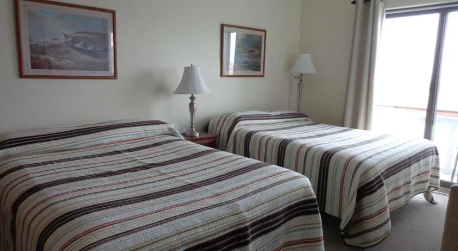 Jonathan's Hotel