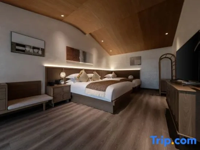 2 Bedrooms Suite with view