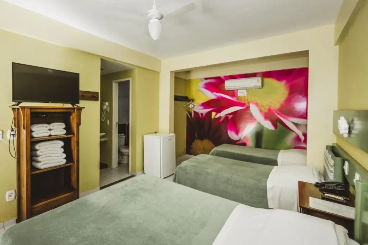 Classic Quadruple room