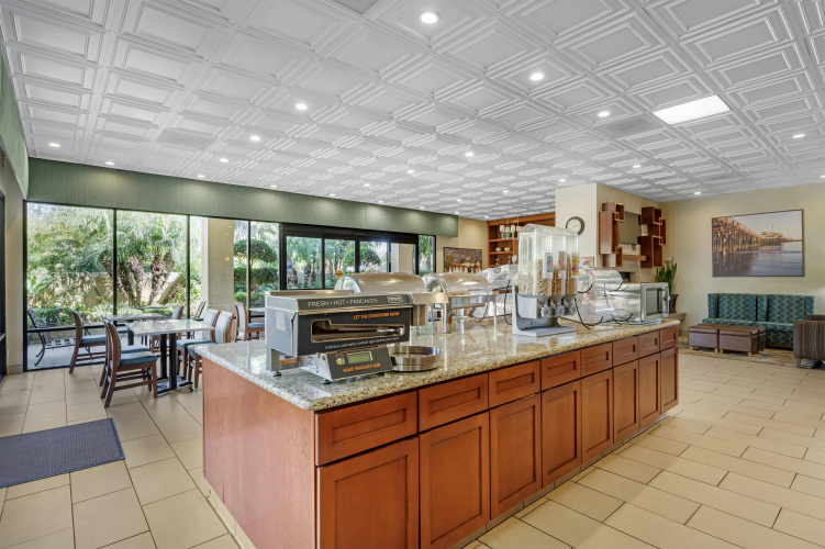 Best Western Plus South Coast Inn photo 31