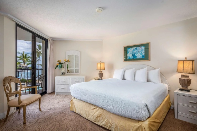 2 Bedrooms Suite with ocean view