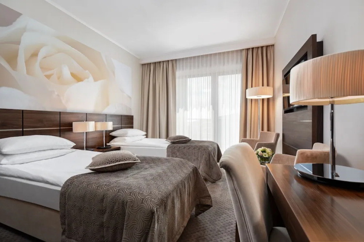 Hotel Różany Gaj - Destigo Hotels