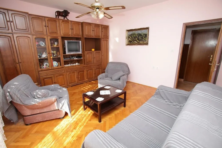 Apartments Marin / Two Bedrooms Jelena