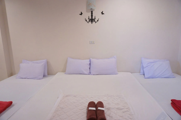 Norn Ranong Hostel