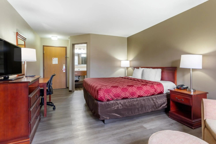 Econo Lodge Inn & Suites Dickson