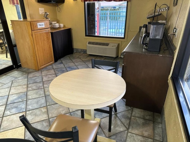 Cozy Garden Inn By Oyo Hwy 40 Richmond photo 16