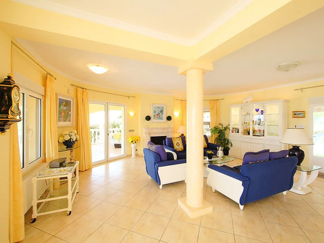 Villa Bombilla