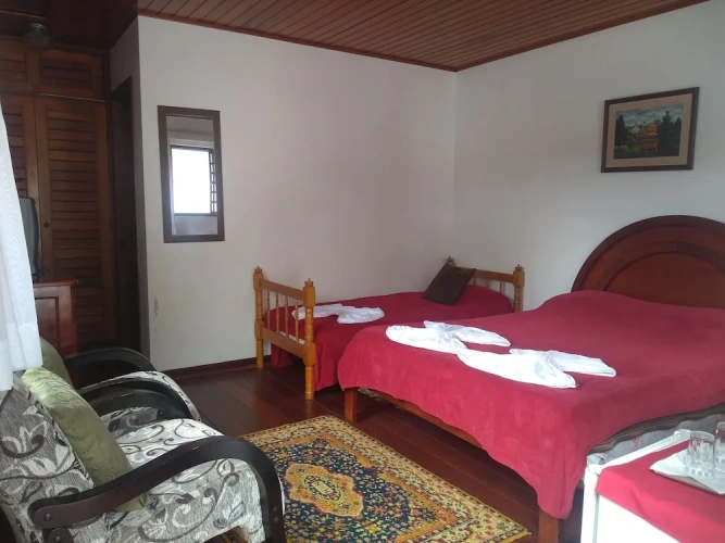 Standard Triple room