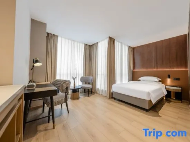 Premier Suite