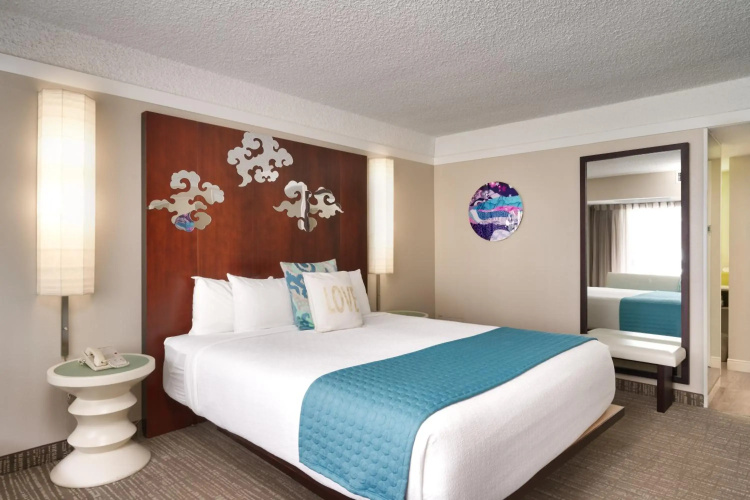 Atrium Hotel at Orange County Airport