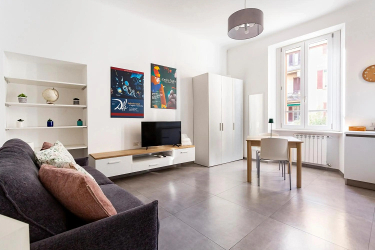 new studio apartment sauro orange