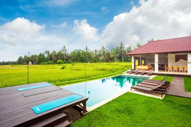3 Bedrooms Villa