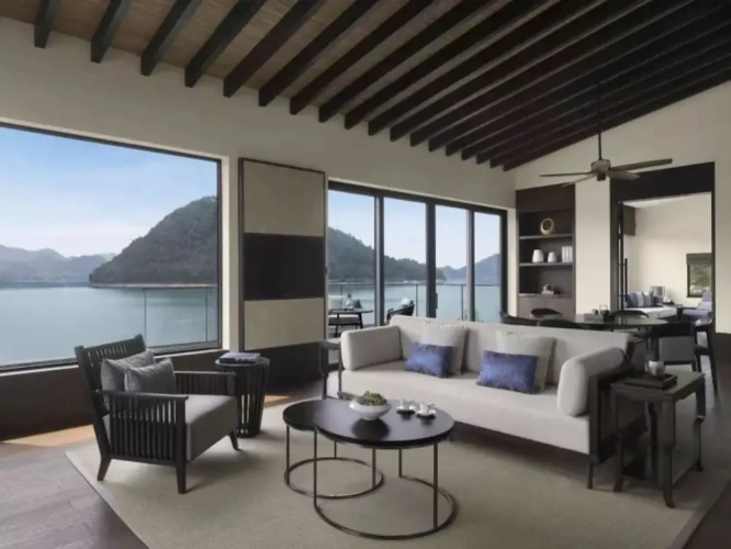 2 Bedrooms Premier Villa with balcony and with lake view
