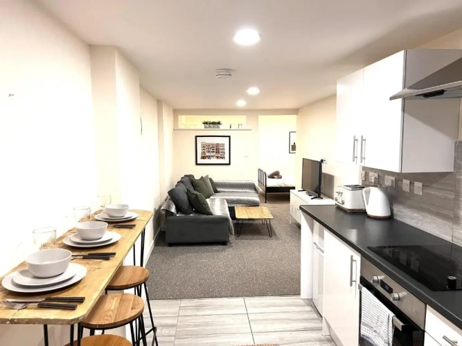 1 Bedroom Apartment