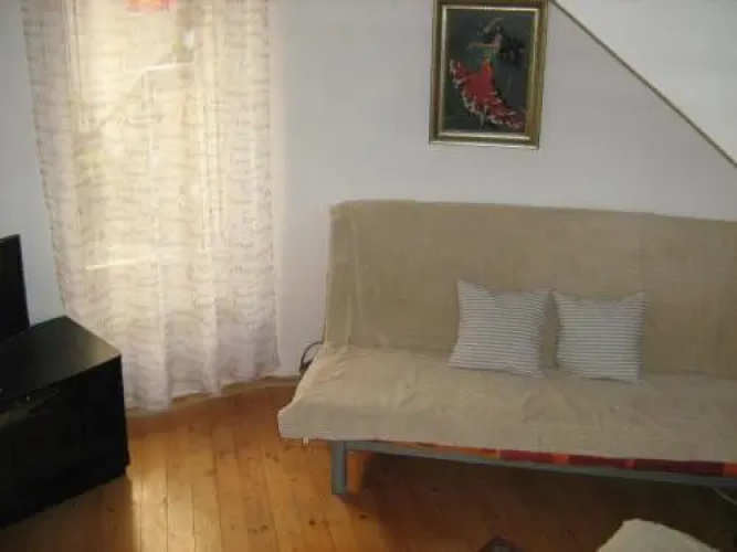 Aurora Apartment