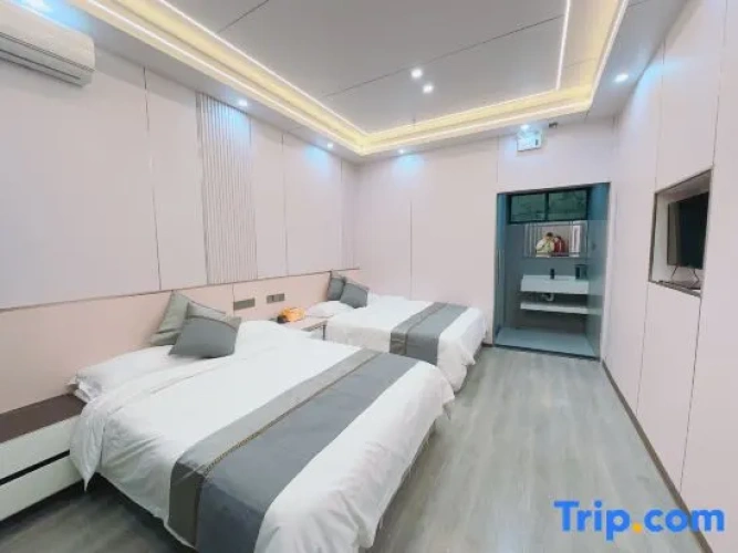 Standard Family room