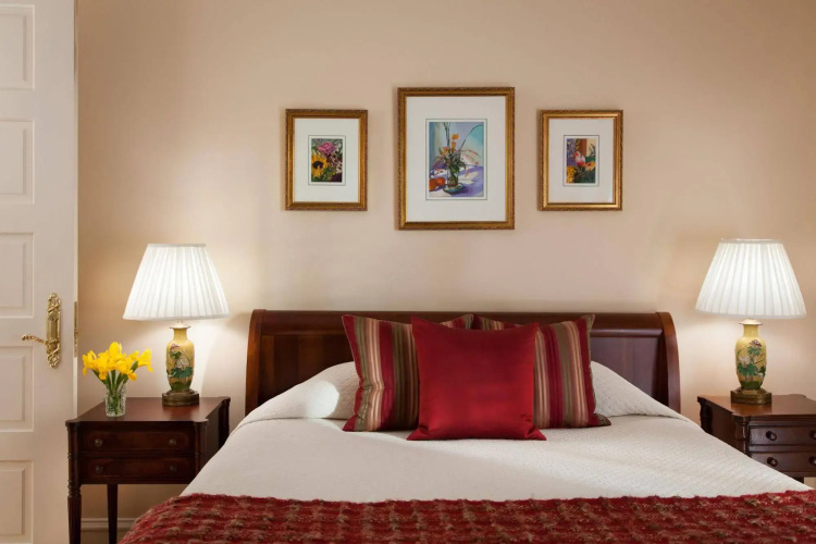 Embassy Circle Guest House