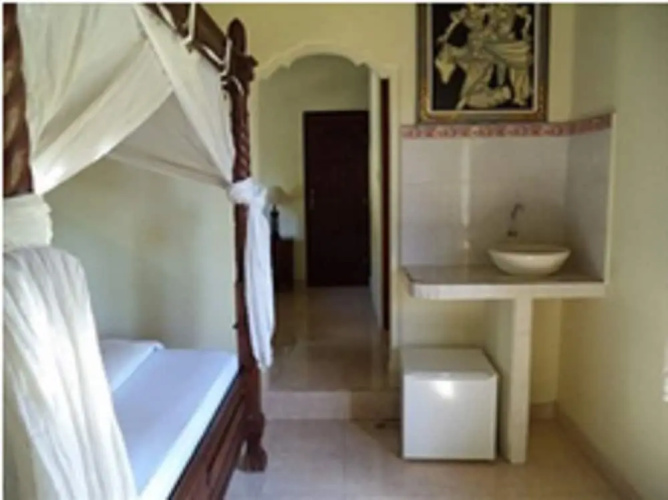 Coral Bay Bungalow