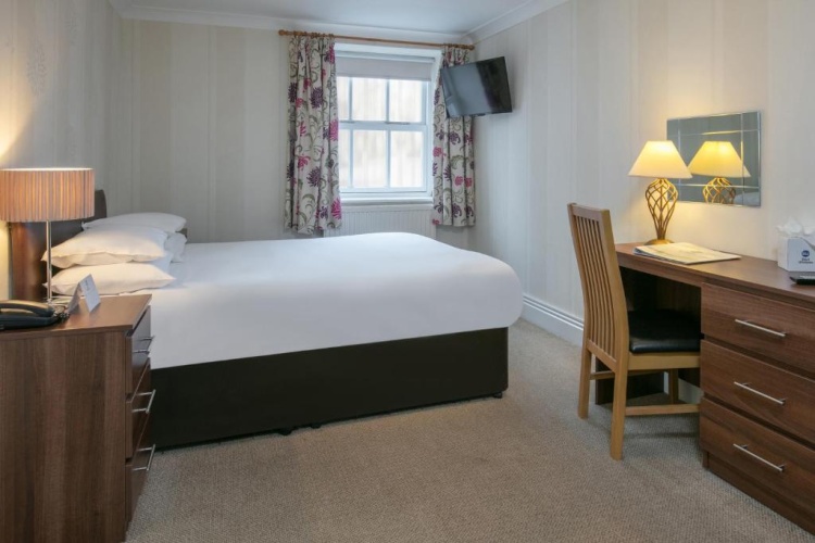 Standard Double room with view
