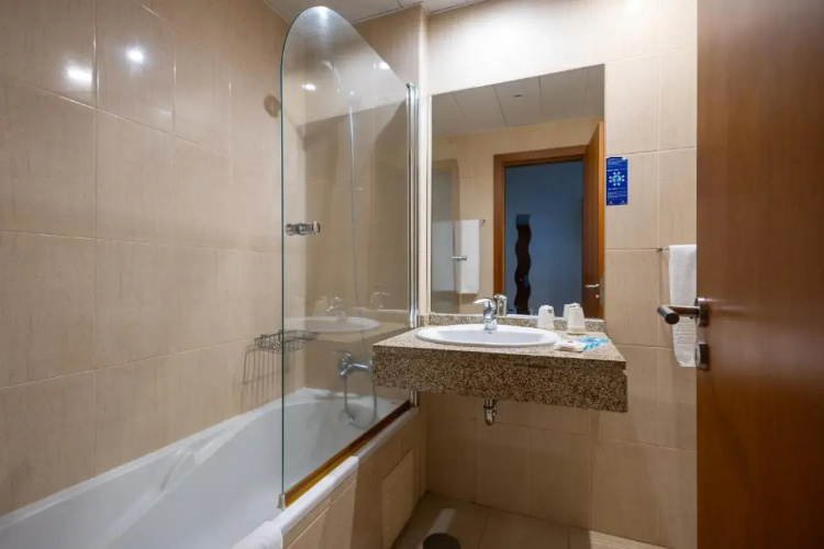 Hotel Apartamento Geres Ribeiro