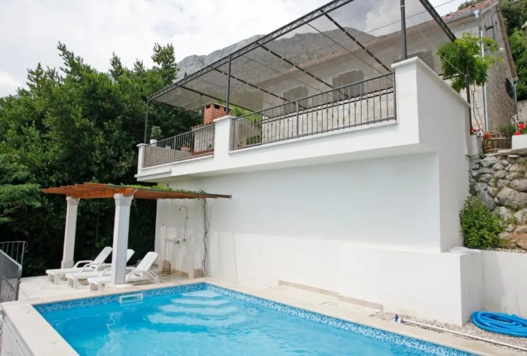 3 Bedrooms Cottage
