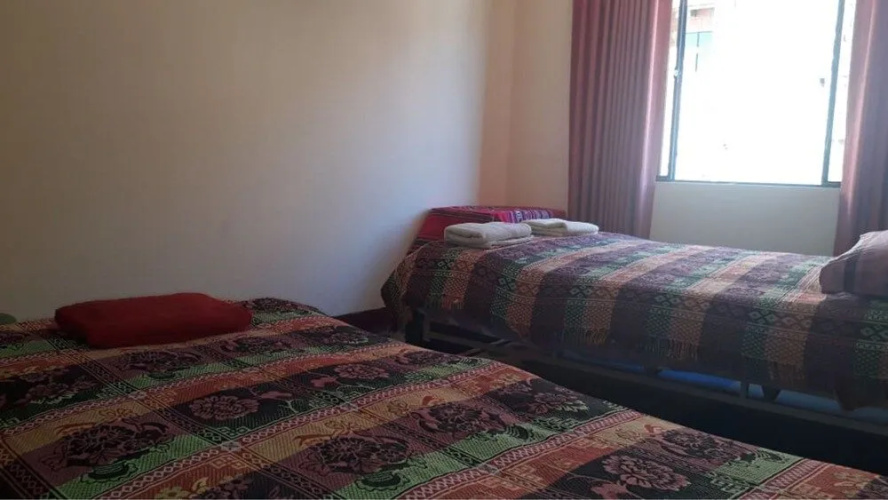 Yo-Lin Hostal
