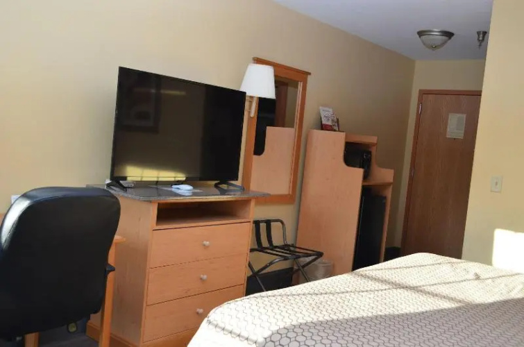 Baymont Inn & Suites