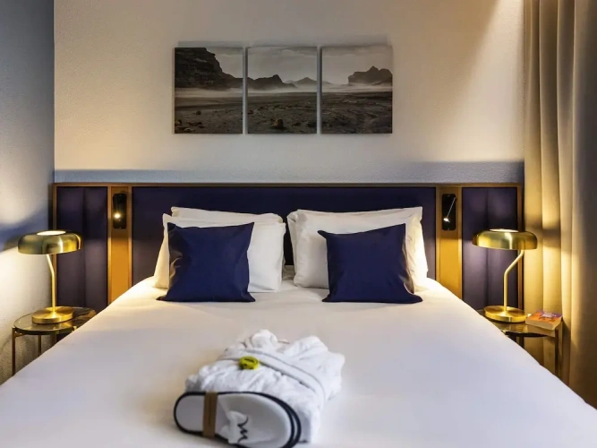 Privilege Double Suite