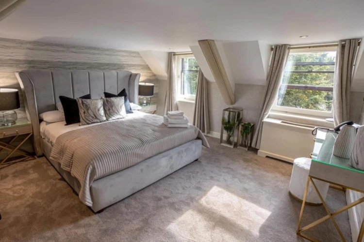 Standard Penthouse room