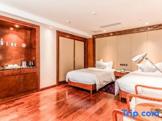 Presidential Suite