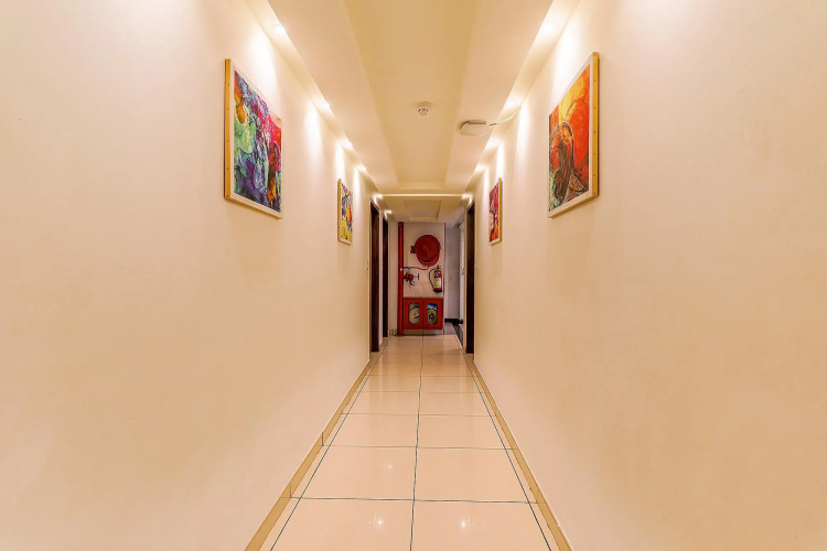 FabHotel Surya