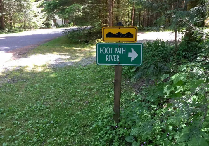 Mt. Baker Lodging Cabin 58 (Sleeps 6)