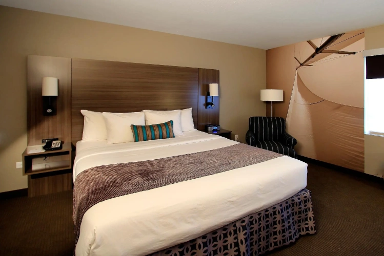 Standard Double room with city view