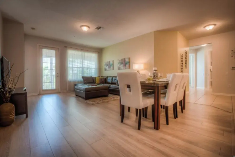 Tropicana Lakeview