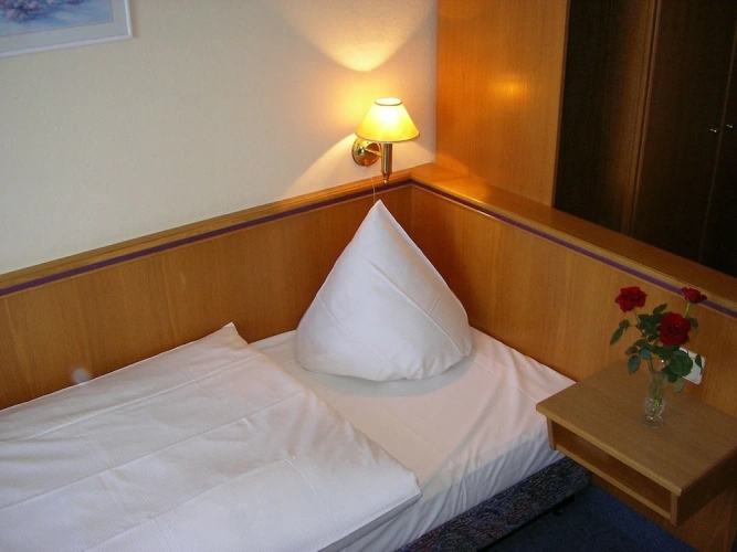 Standard Single room