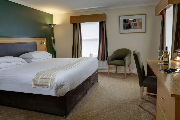 Burn Hall Hotel