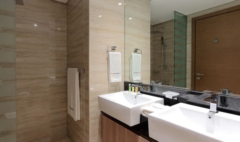 Spacious 1BR Apt Designed by Missoni