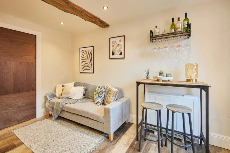 Host Stay Apartment 8 Vinegar House