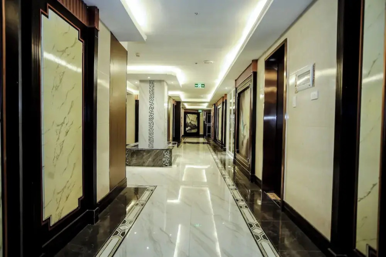 Underskies Spa and Hotel