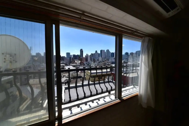 Shinjuku Room