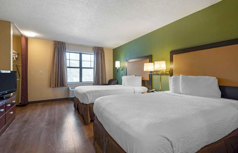 Quadruple Suite