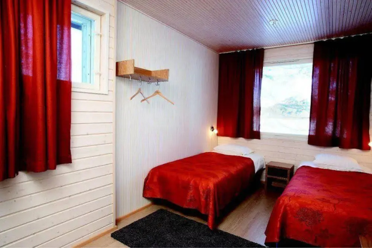 Äijälän Rusti Paratiisisaari
