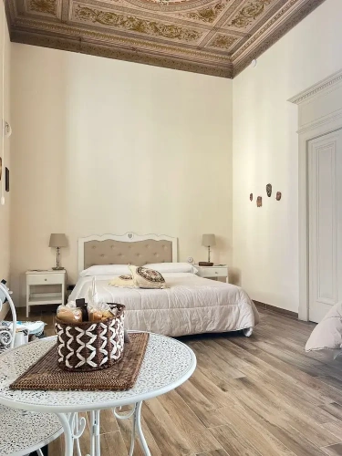 Standard Double room with courtyard view