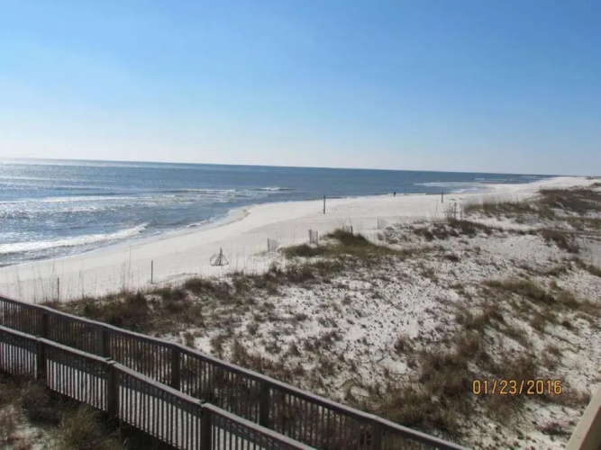 Wind Drift SW 207 - Large Beachfront Unit w/ Spacious Private Balcony!