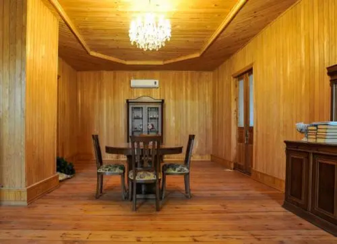 Fatkashi House