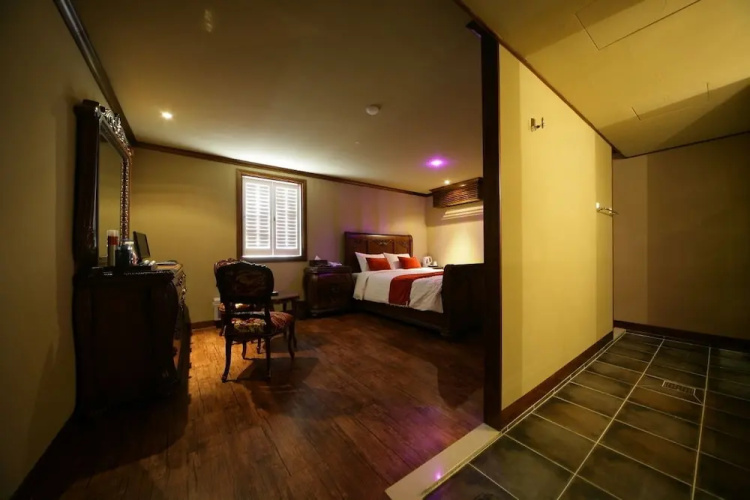 Laguna Motel