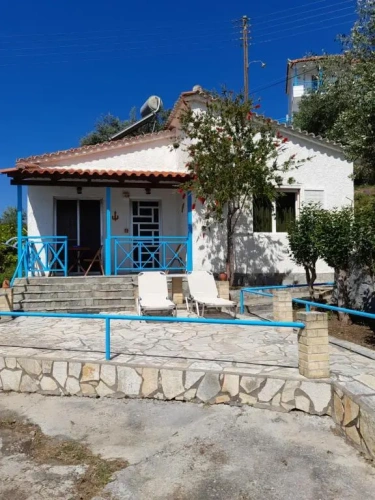 2 Bedrooms Cottage