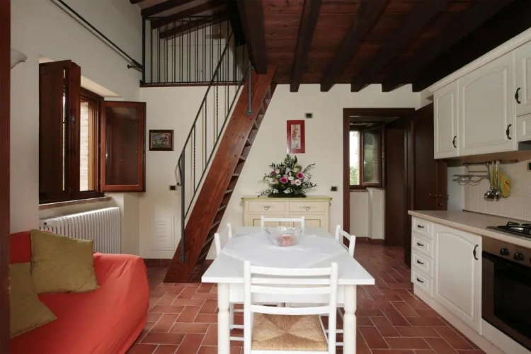 2 Bedrooms Quadruple Apartment