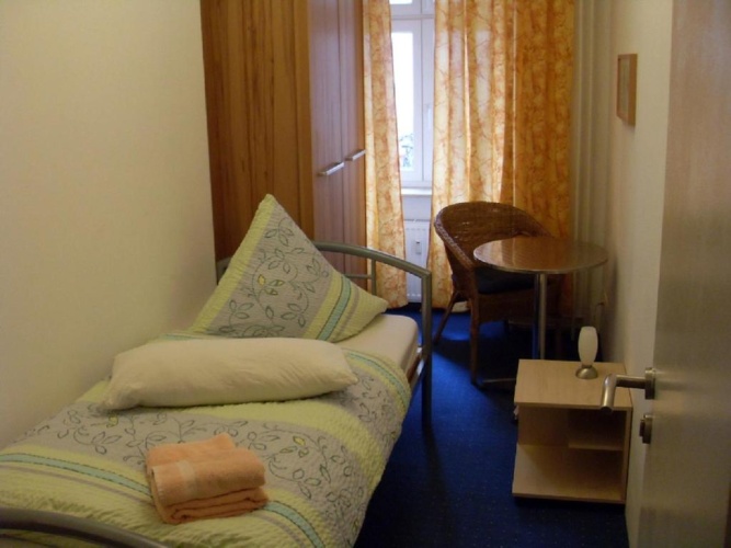 Standard Single room